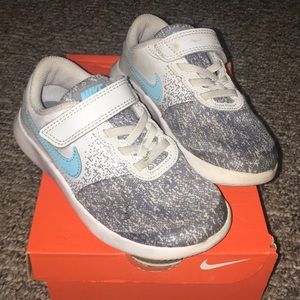 Girls great Nike’s